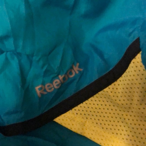 Reebok running shorts - Picture 2 of 2